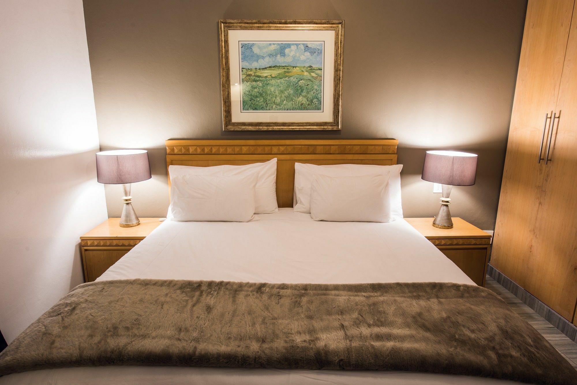 Airport Inn Executive Suites ケンプトンパーク エクステリア 写真